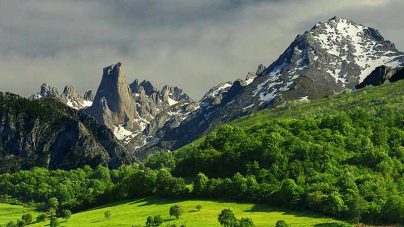 Picos de Europa: Surga Pendaki di Spanyol